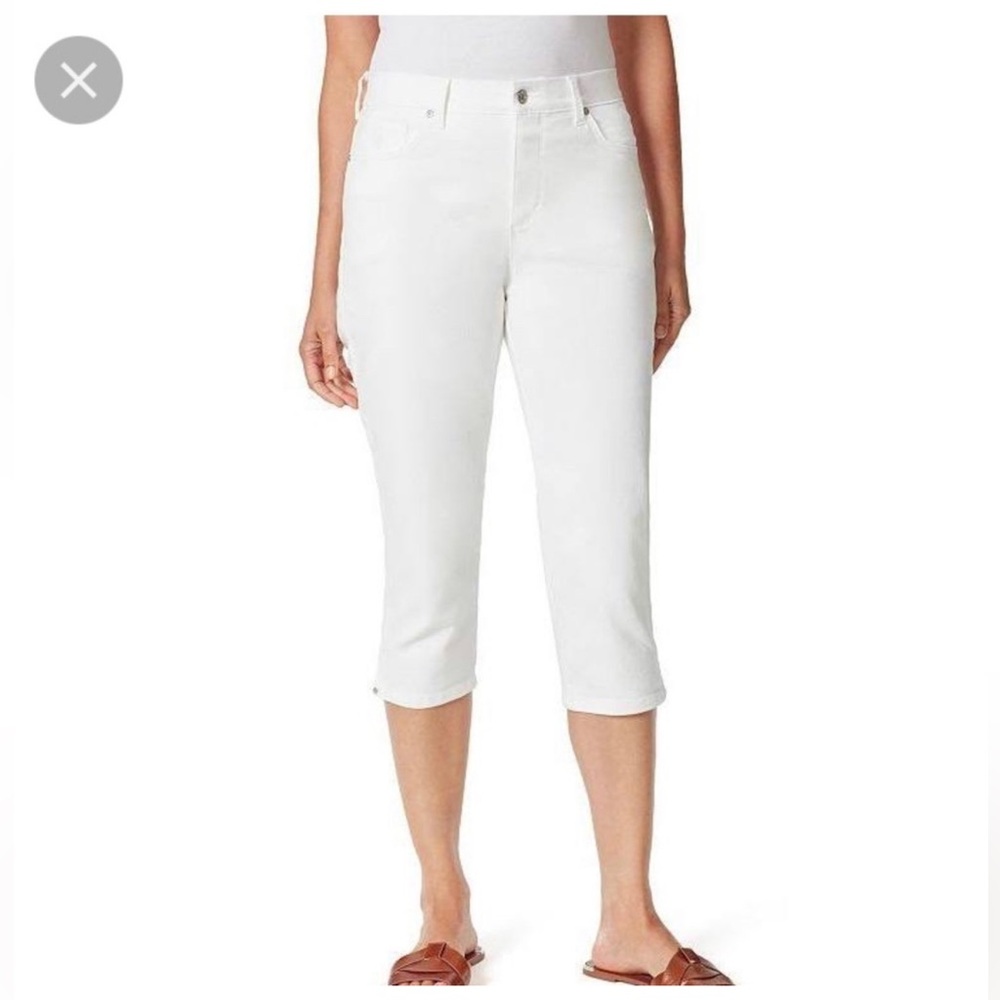Gloria Vanderbilt Amanda Capri Classic Rise Denim Jeans